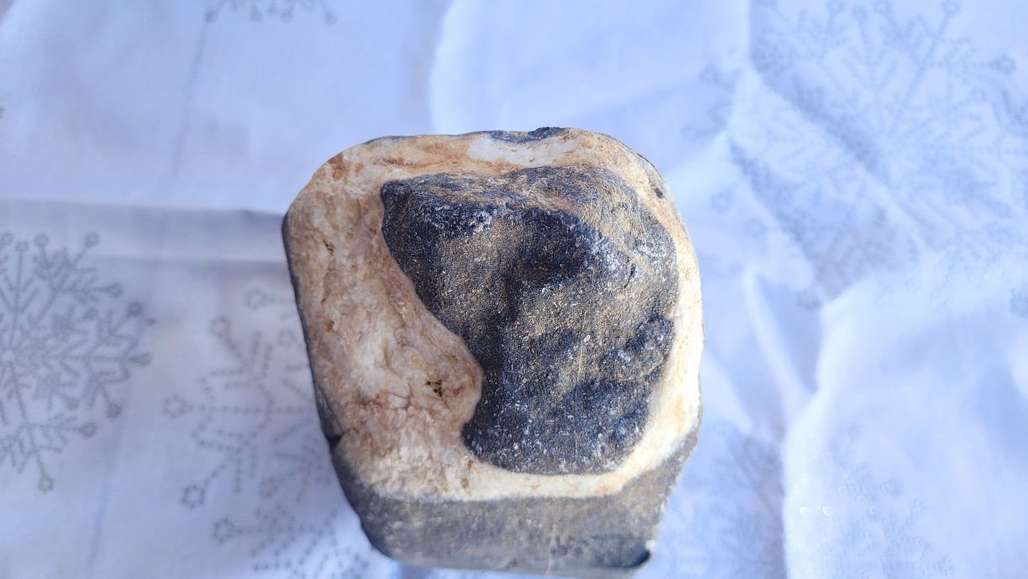 🪨 Wishing Stone – Rock #3: The Legend Lives Here - Love Rock