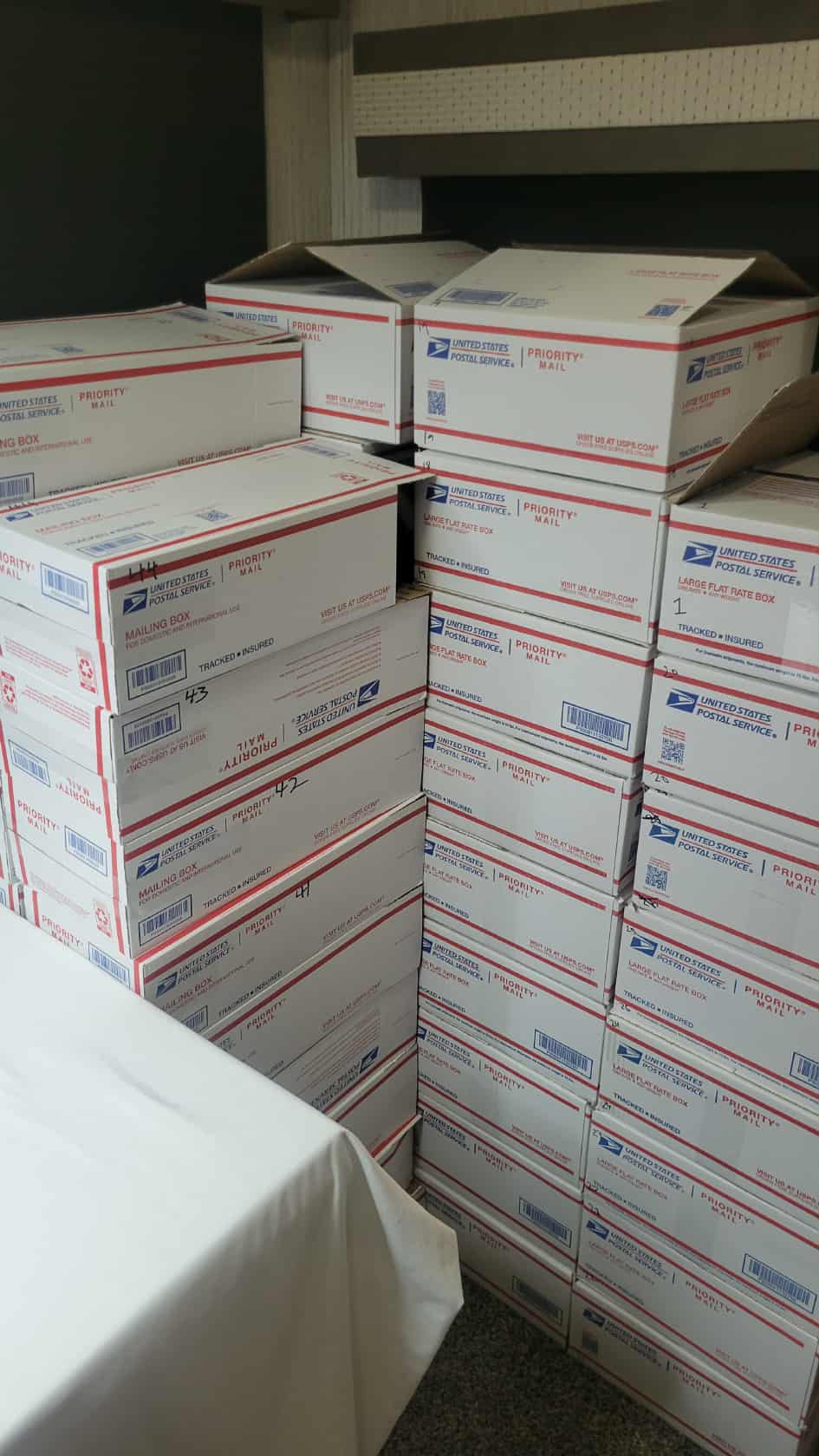 Thrifted Men’s Mystery Box – $33.33