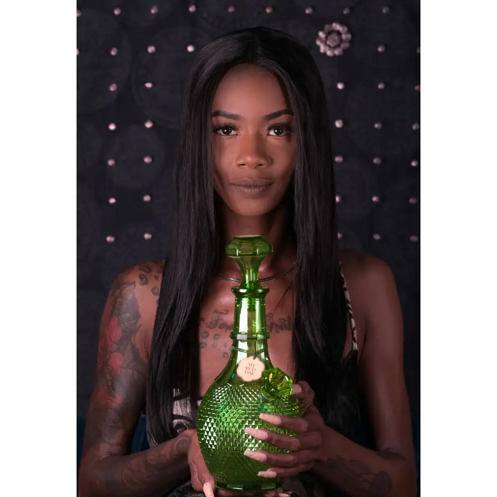 Jewel Vase Bong - Bud Vase